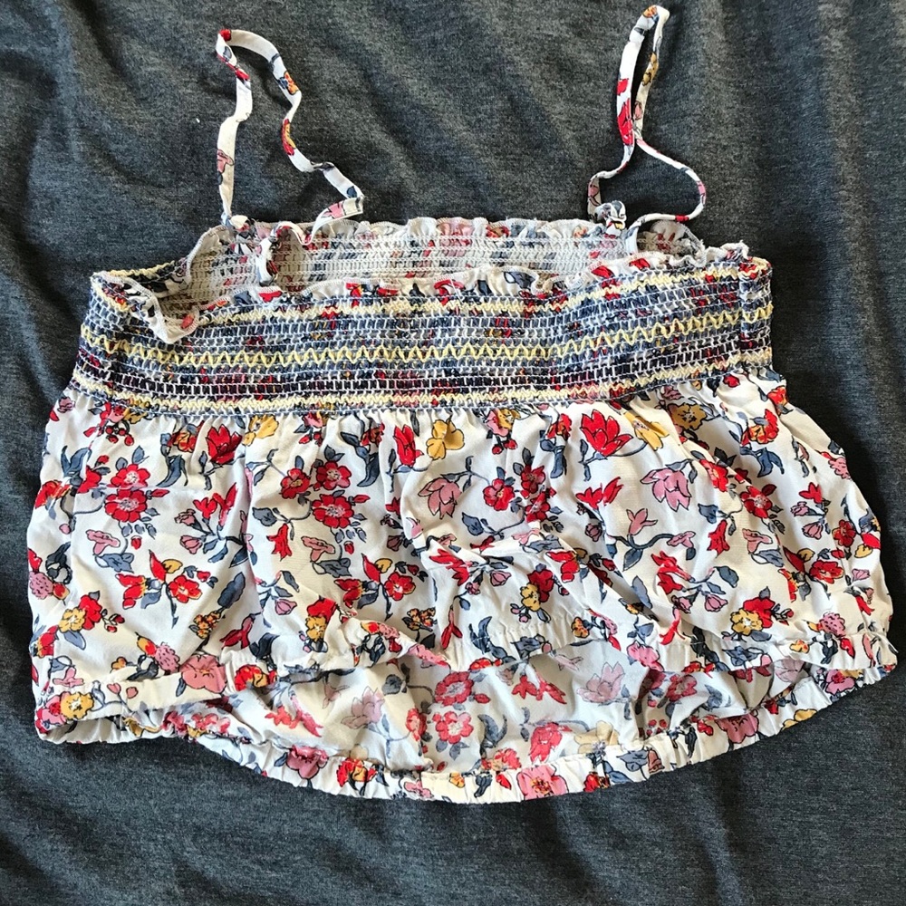 Urban Outfitters Floral Cropped top